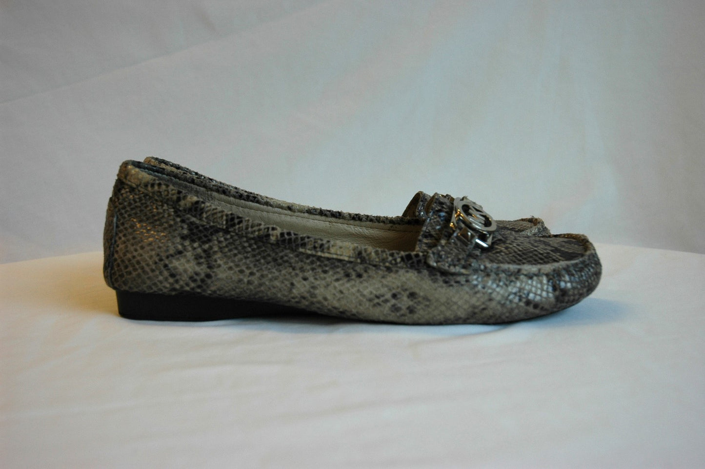 Faux Snakeskin Slip-on Flats