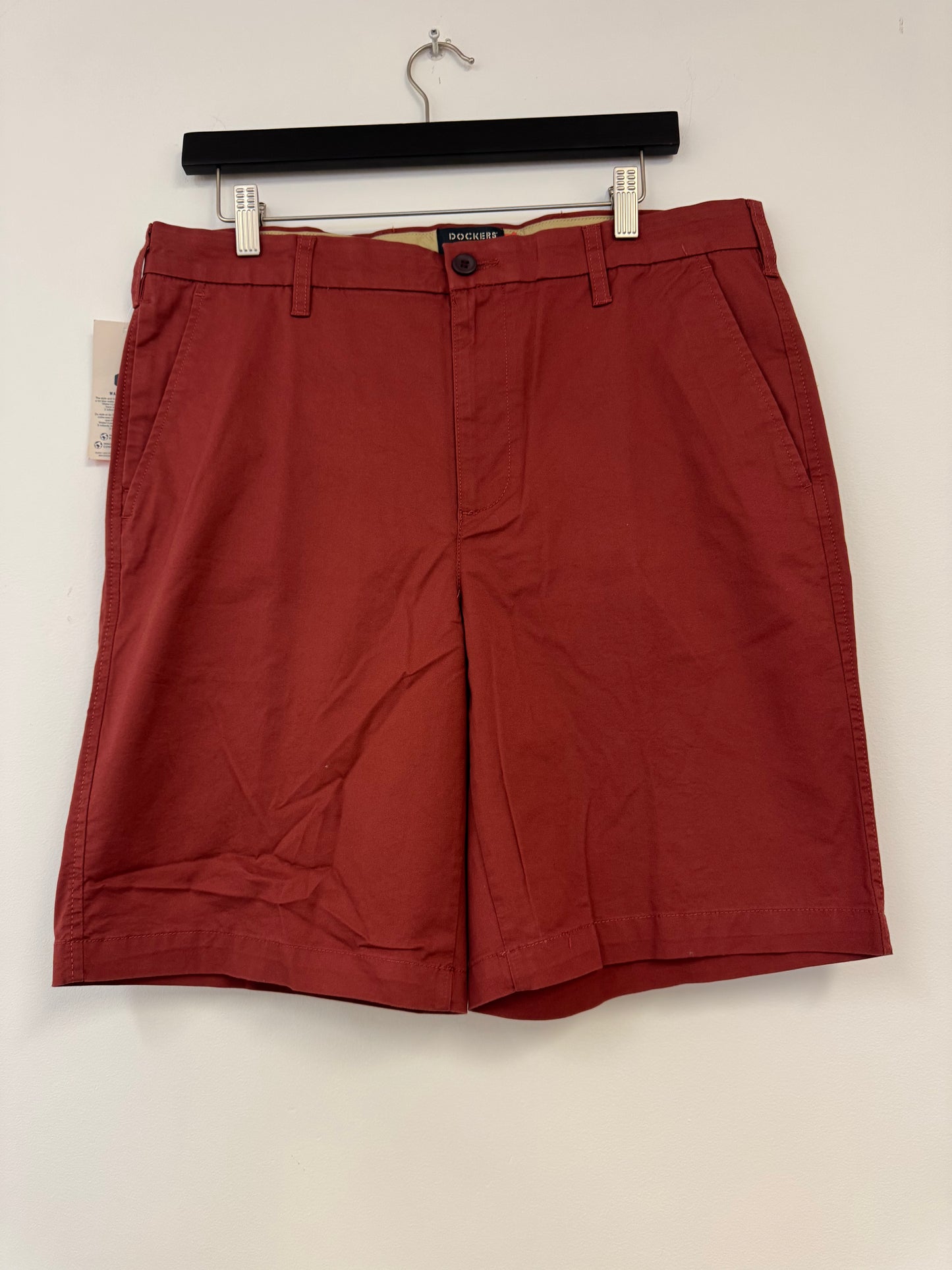 Docker's Men's Comfort Flex Button-up Shorts