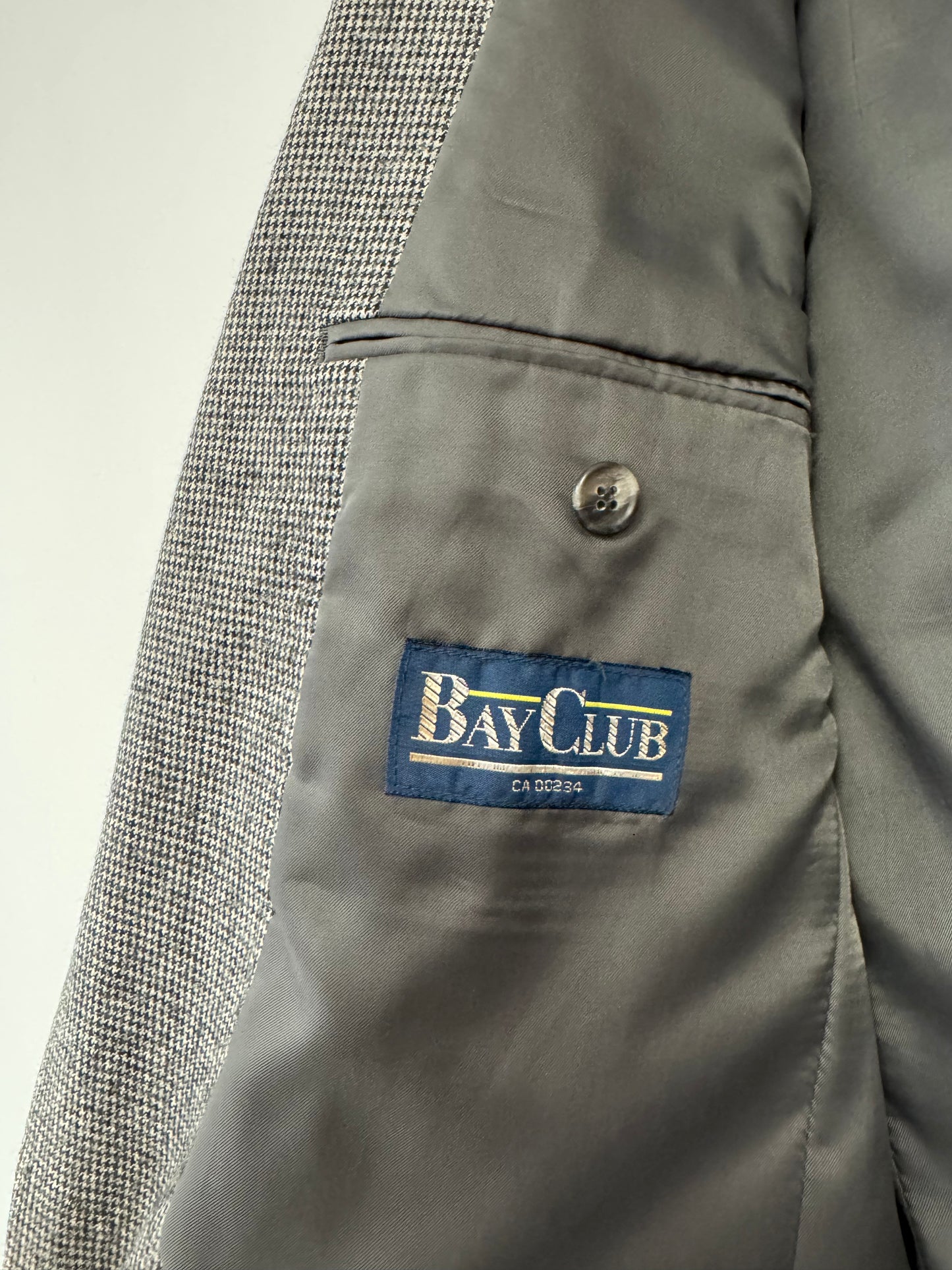 Bay Club Houndstooth Patterned Suit