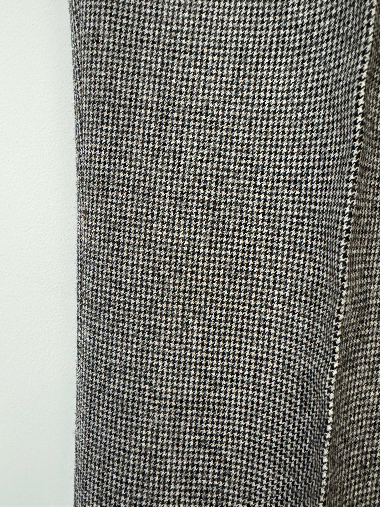 Bay Club Houndstooth Patterned Suit