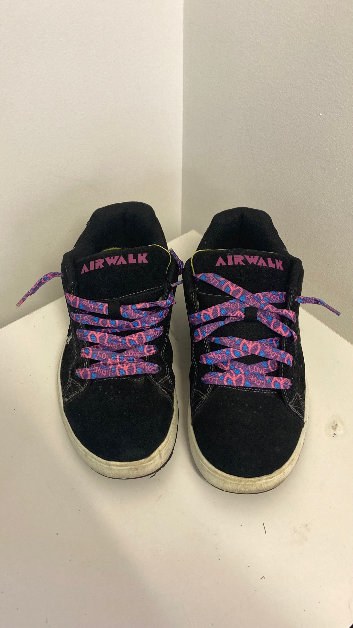 Black Skate Shoes