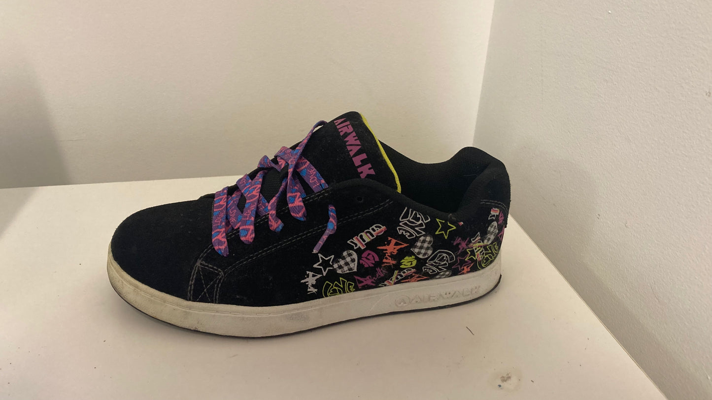 Black Skate Shoes