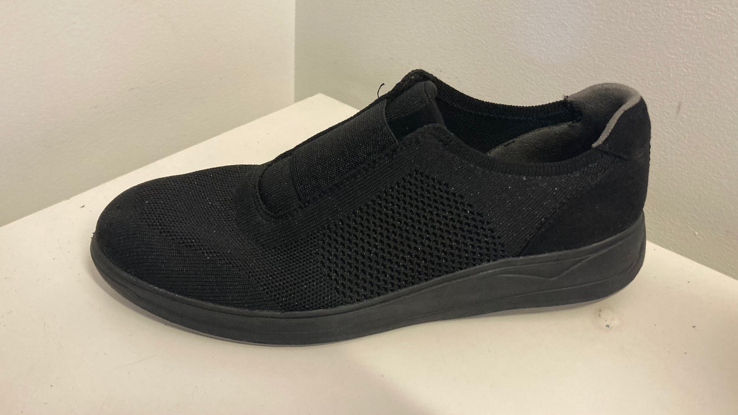Black Sneakers