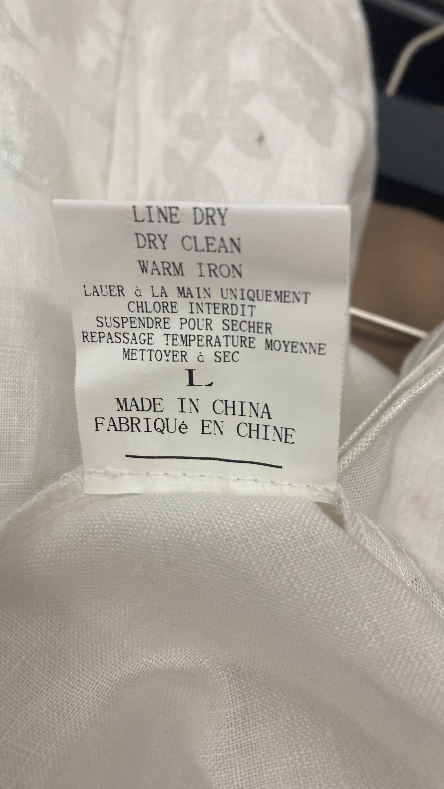 100% Linen Flowy Shorts With Metallic Detailing