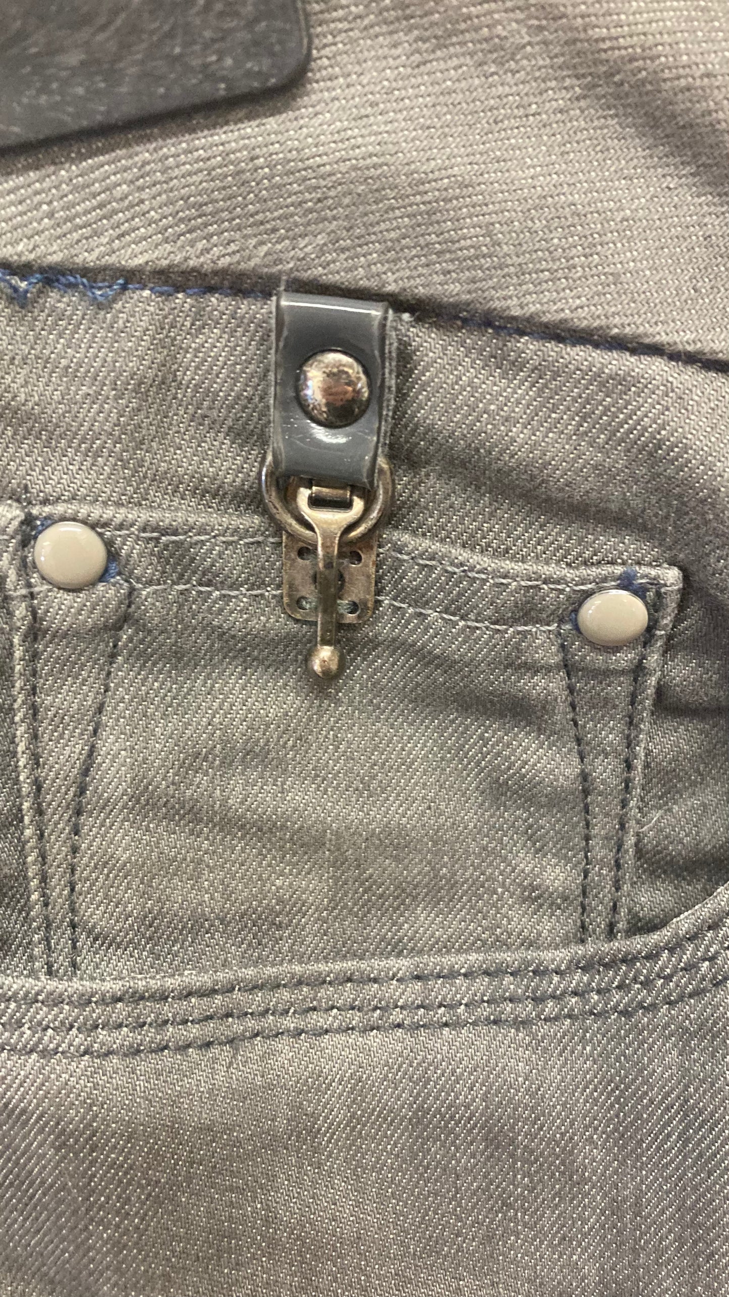 Grey Jeans With Back Pocket Detailing