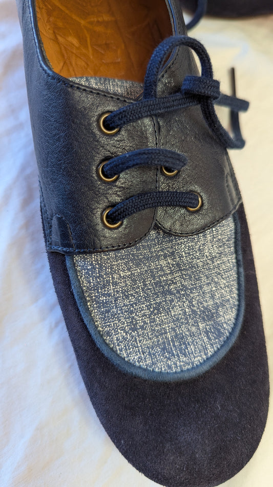 Chie Mihara Navy Blue Lace-Up Shoes Size 41