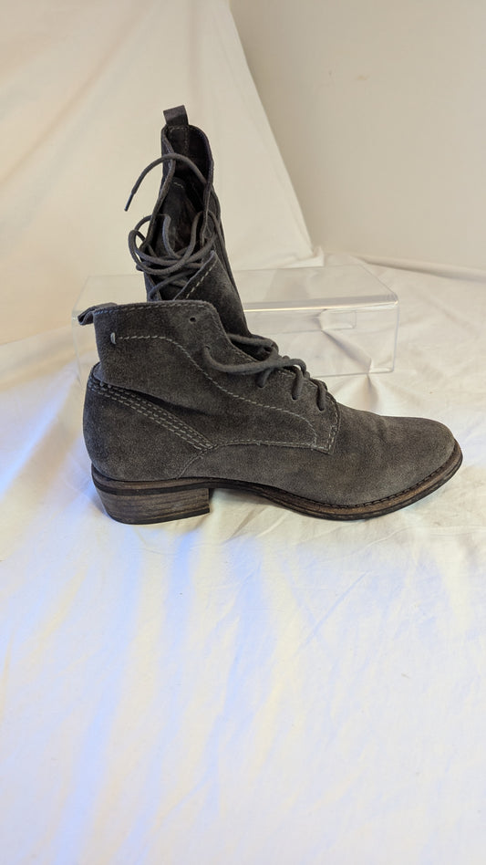 Dolce Vita Spena Grey Suede Lace-up Ankle Boots