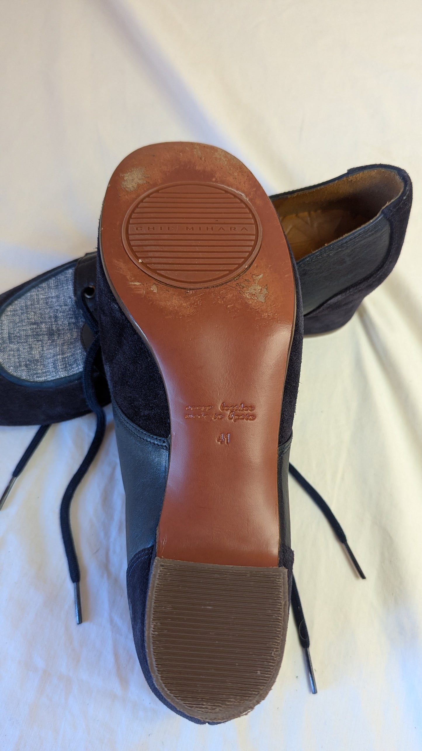 Chie Mihara Navy Blue Lace-Up Shoes Size 41