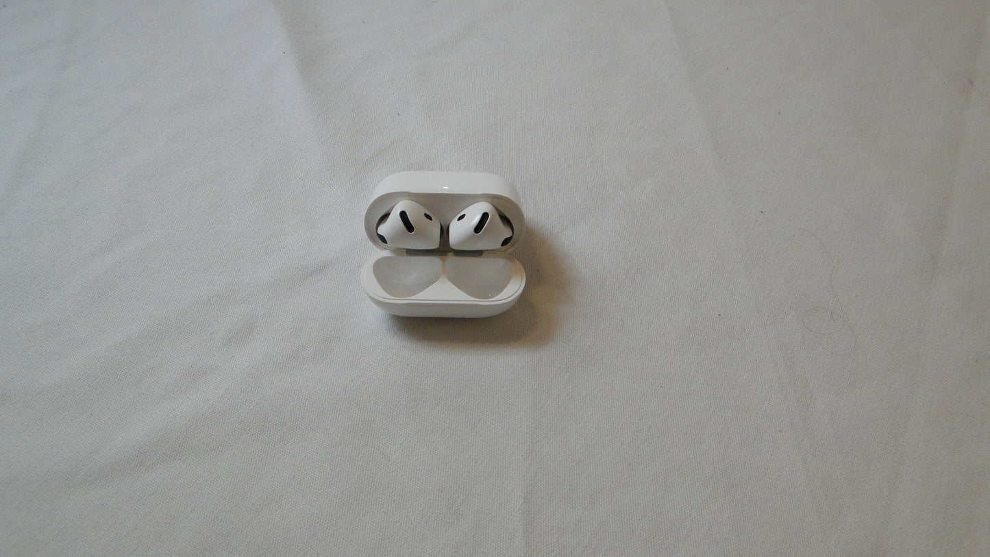 Apple Airpods 4th Generation