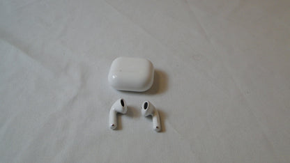 Apple Airpods 4th Generation