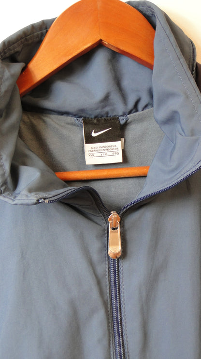 Vintage Nike full-zip windbreaker