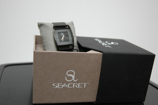 Seacret black Stainless Steel Wrist Watch.