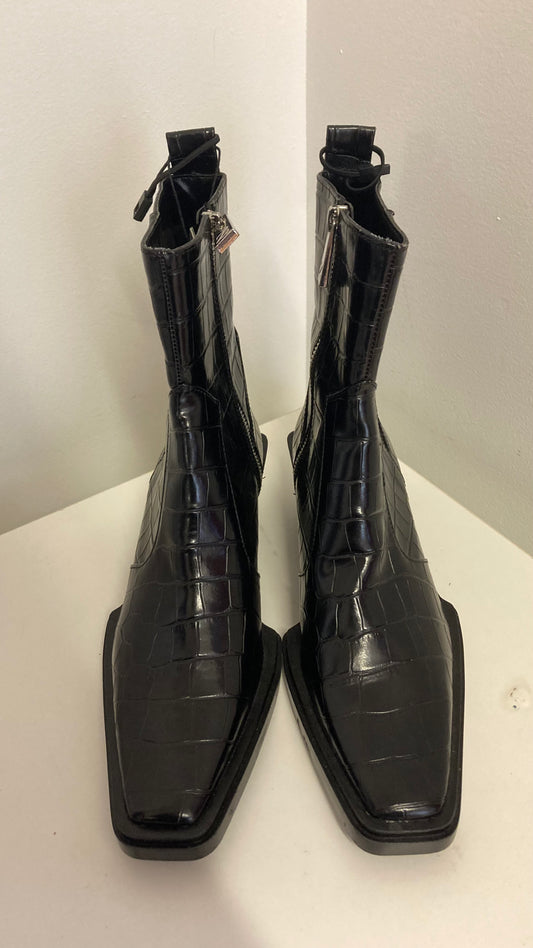 New With Tags! Funky Faux Crocodile Skin Black Ankle Boots