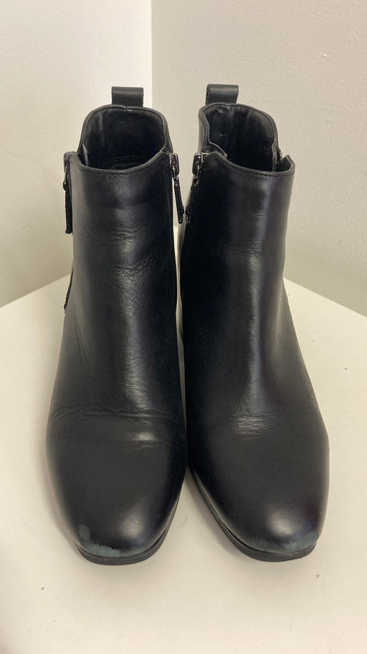 Black Waterproof Boots