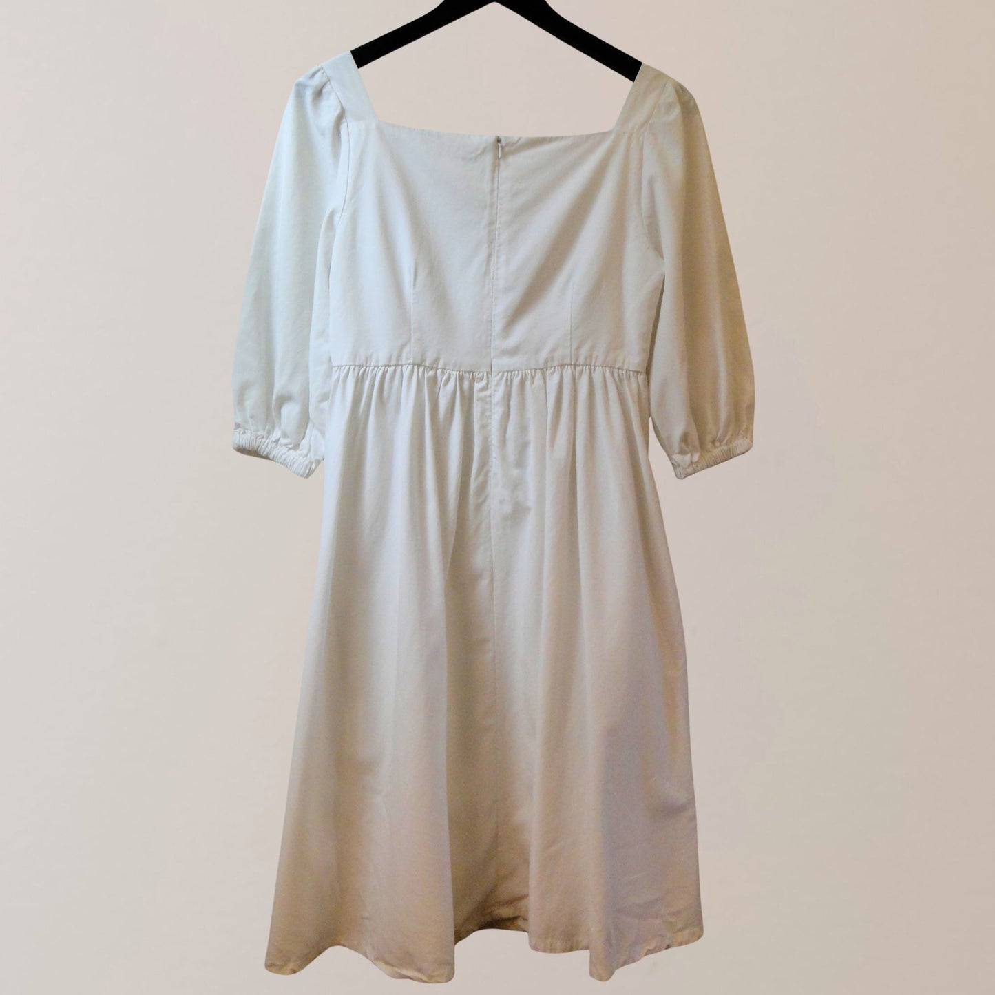 Emma Knudsen white little dress