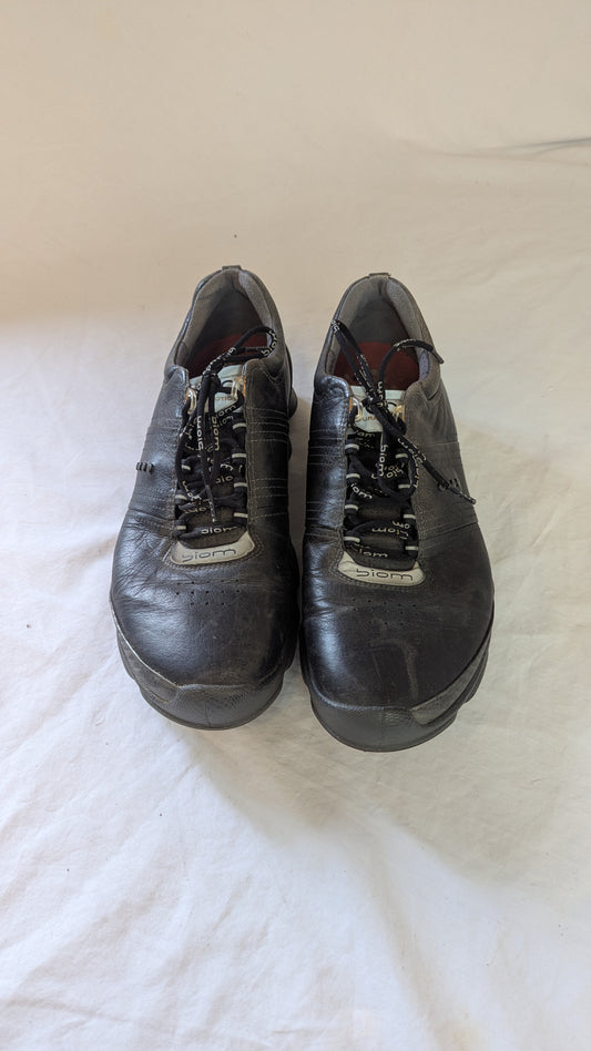 ECCO Biom Leather Walking Shoes
