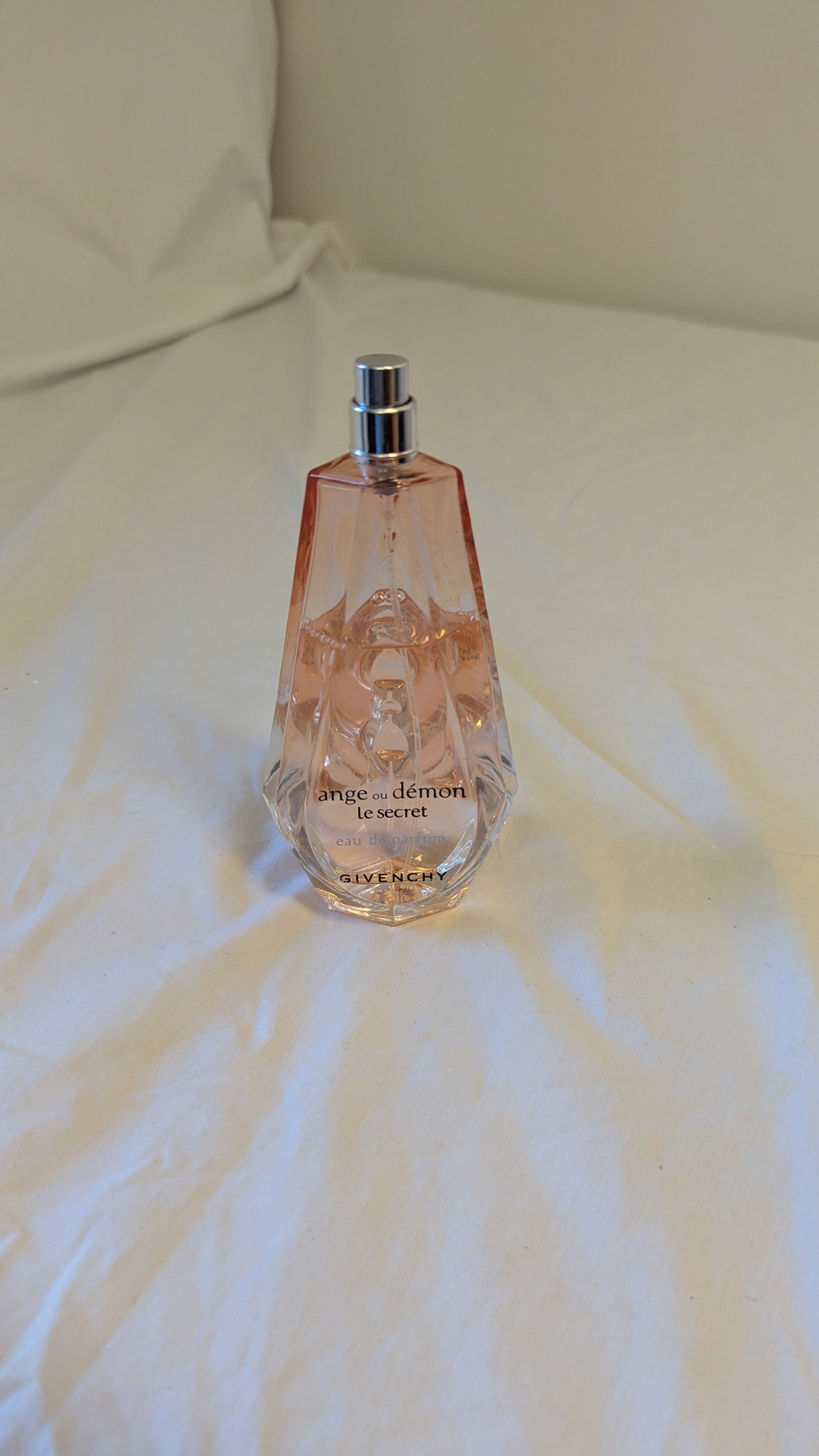 Givenchy Ange ou Démon Le Secret Eau de Parfum