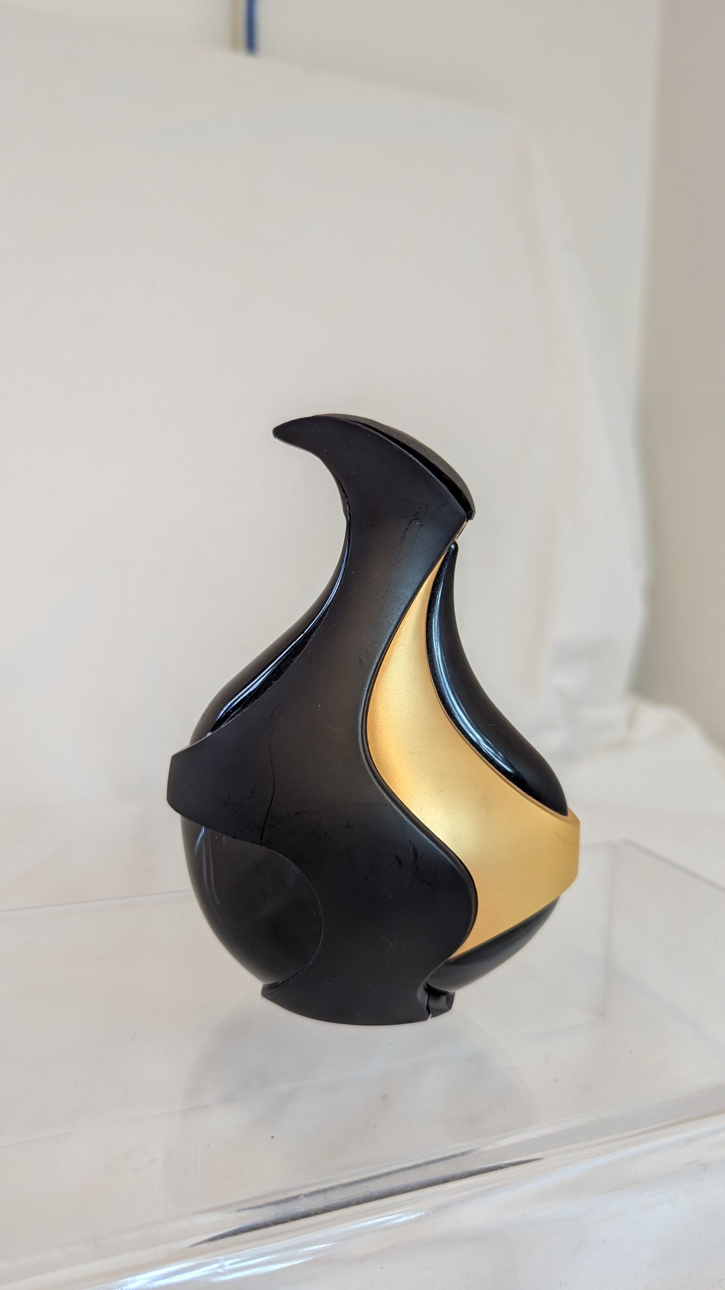 Vintage Donna Karan (1992) Eau de Parfum: Black Swan Bottle