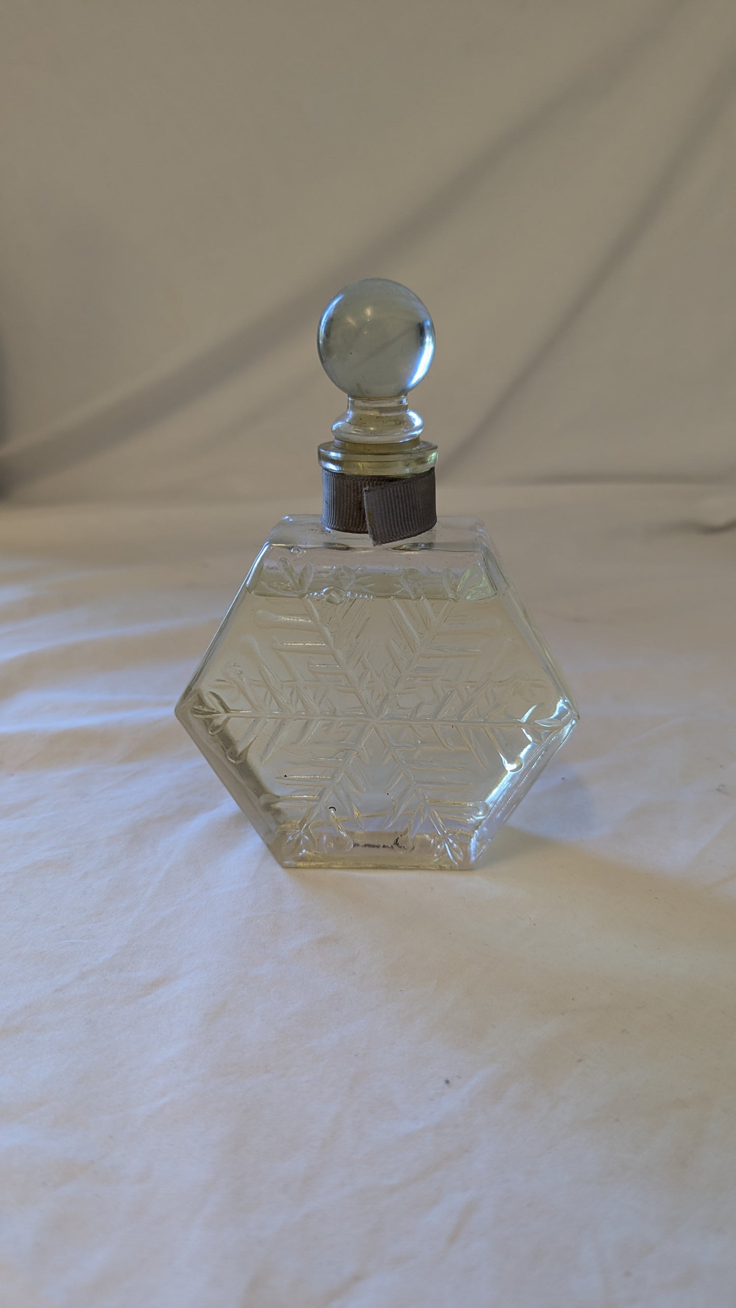 Vintage Peace Snowflake Perfume Bottle