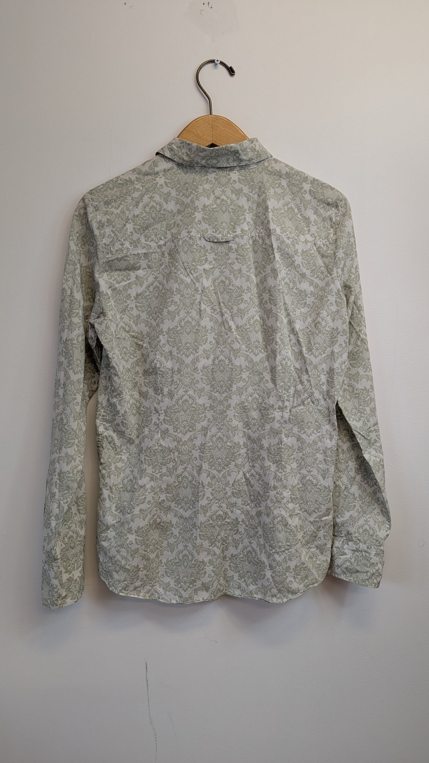 Brooks Brothers Size 8 Damask Print Button Down Shirt