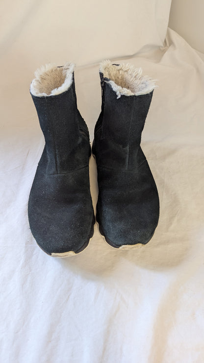 Sorel Black Suede Faux Fur Lined Ankle Boots