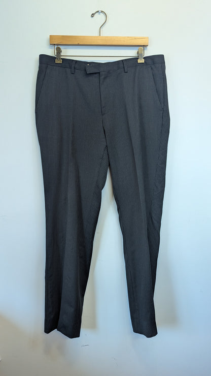 Hugo Boss Men's Pinstripe Suit around size M