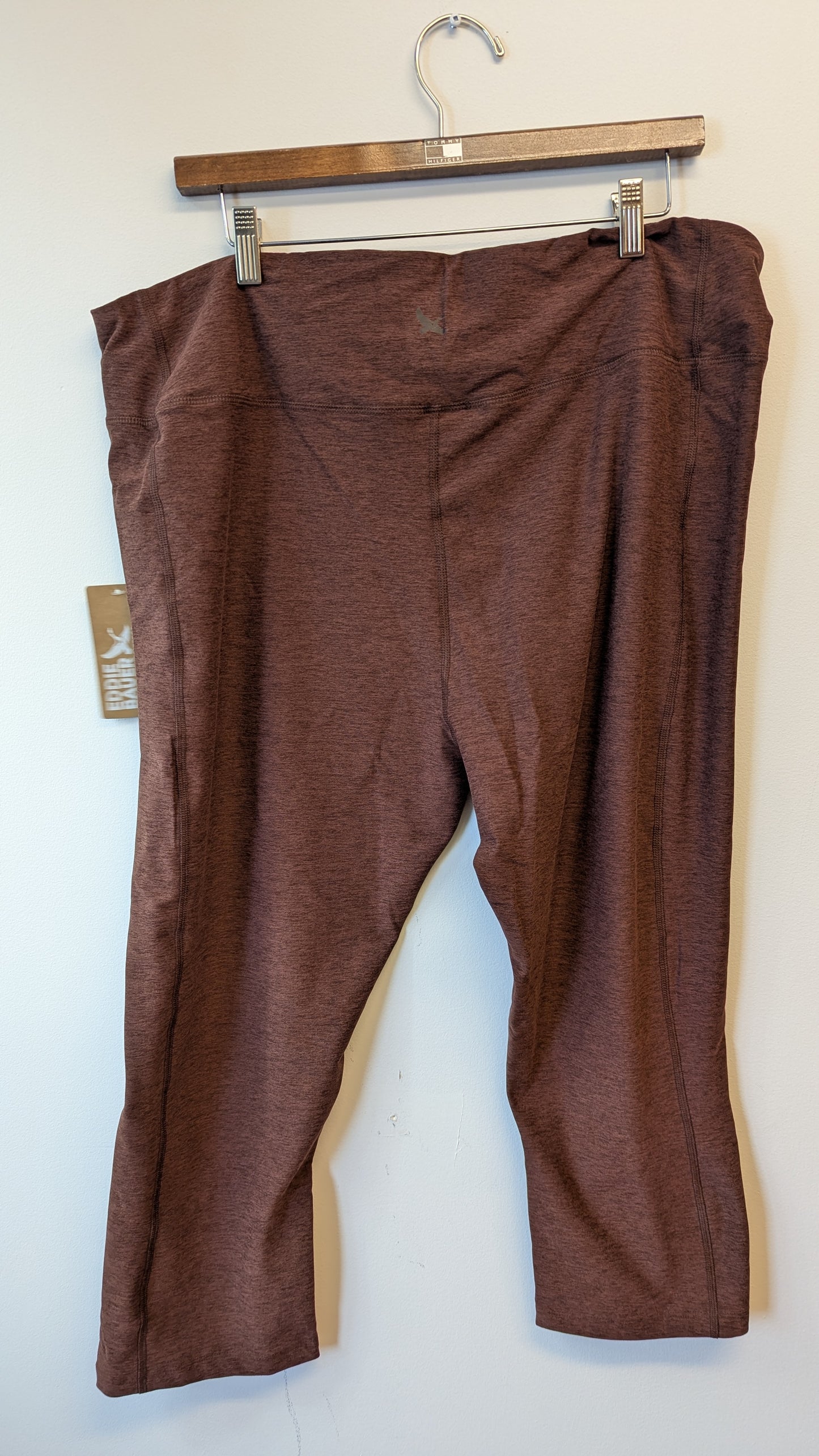 Eddie Bauer WT Train Ascent Capris Women's T2XL burgundy New