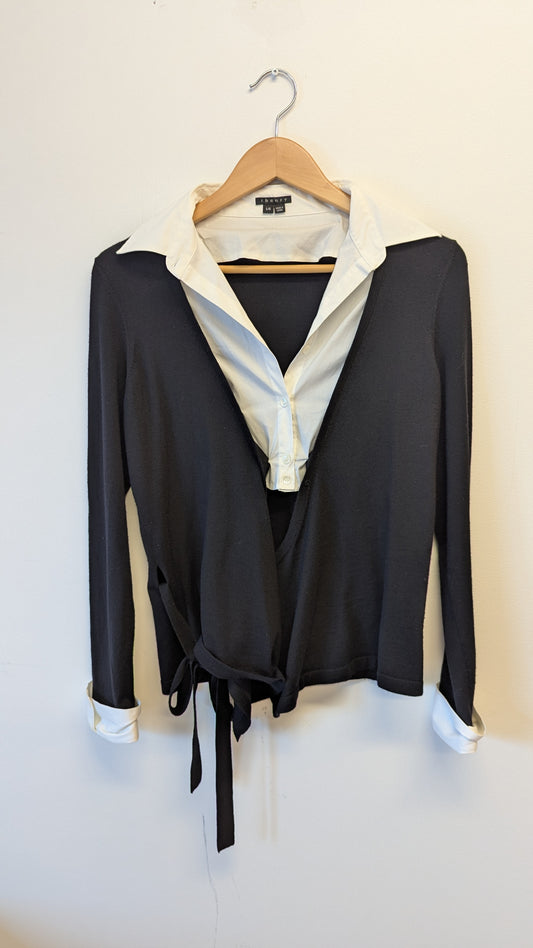 Theory black white faux shirt wrap top L/G