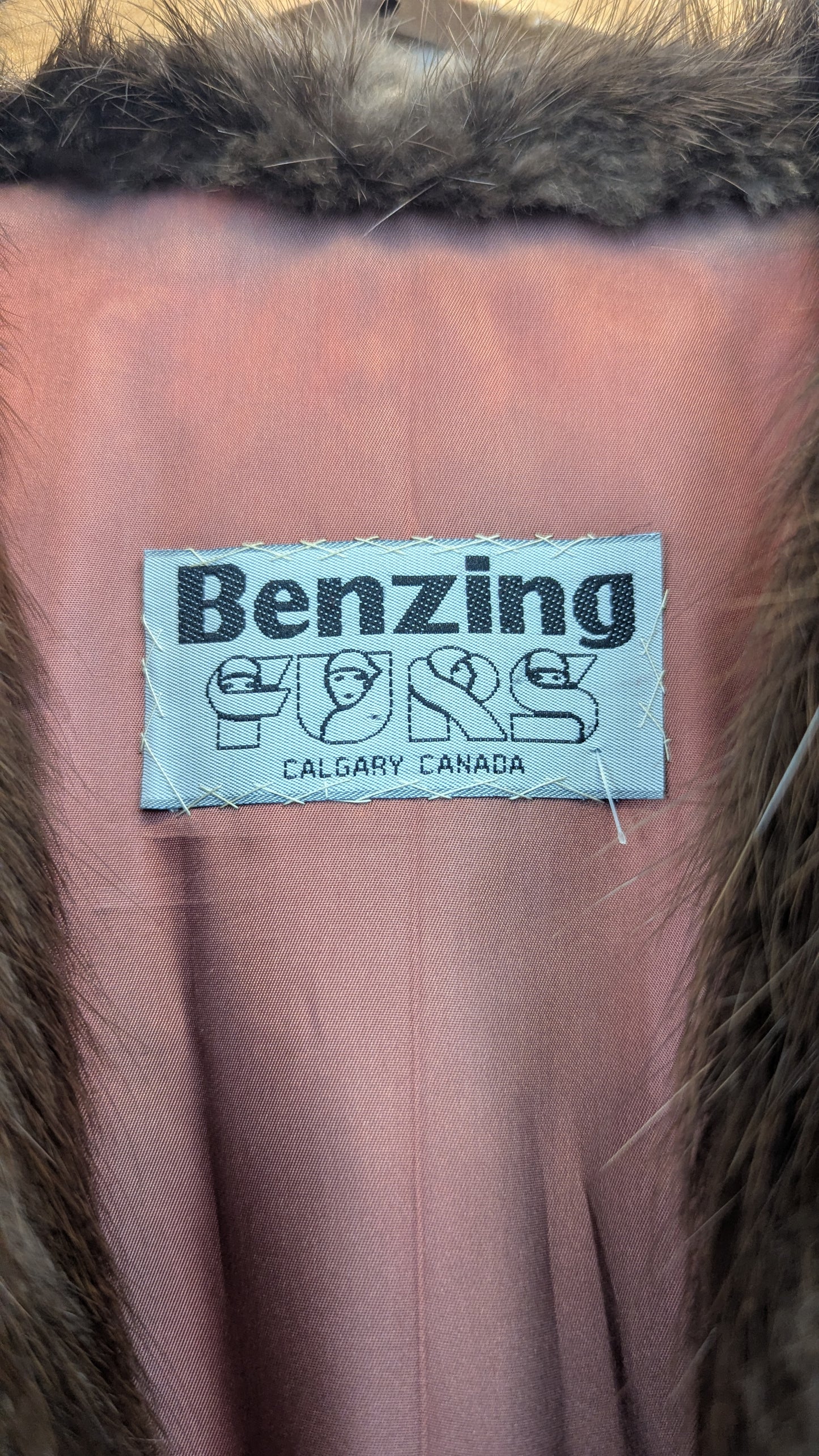 Benzing Furs Vintage Fur Coat around size L