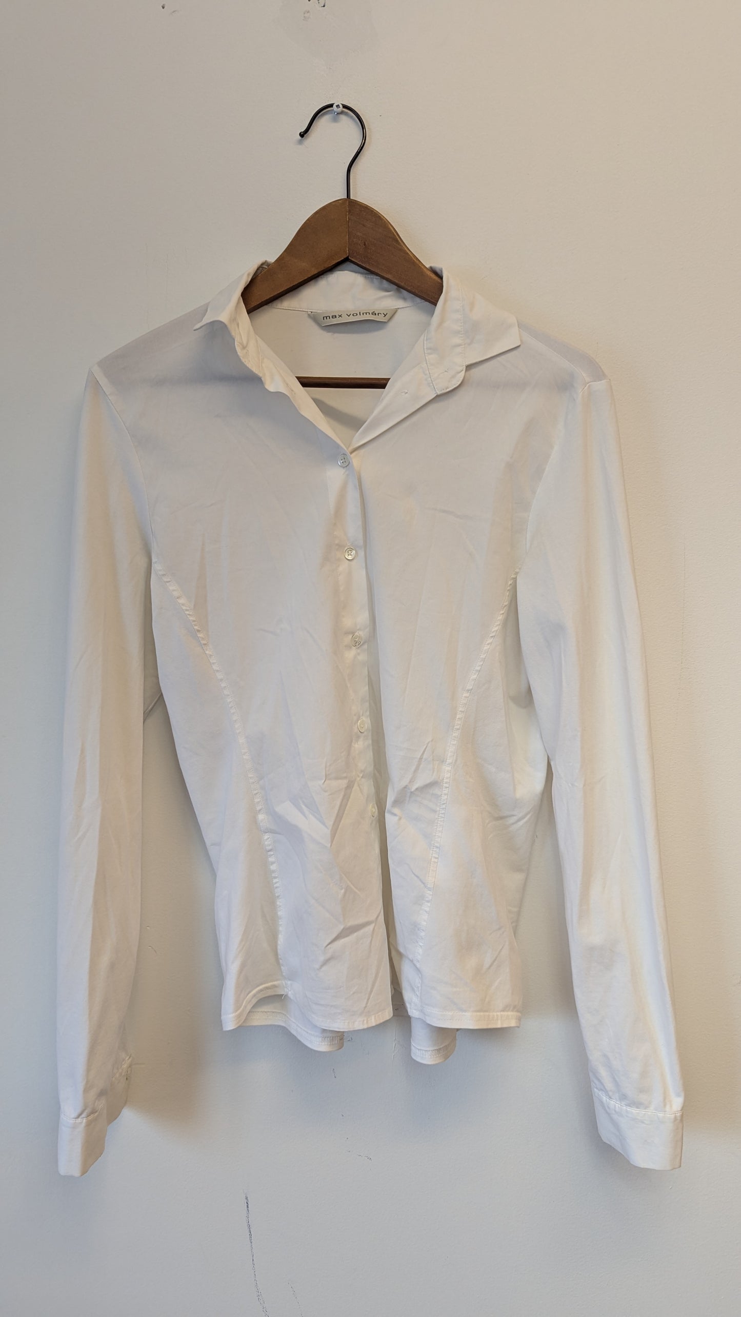 Max Volmáry White Long-Sleeve Button-Down Shirt