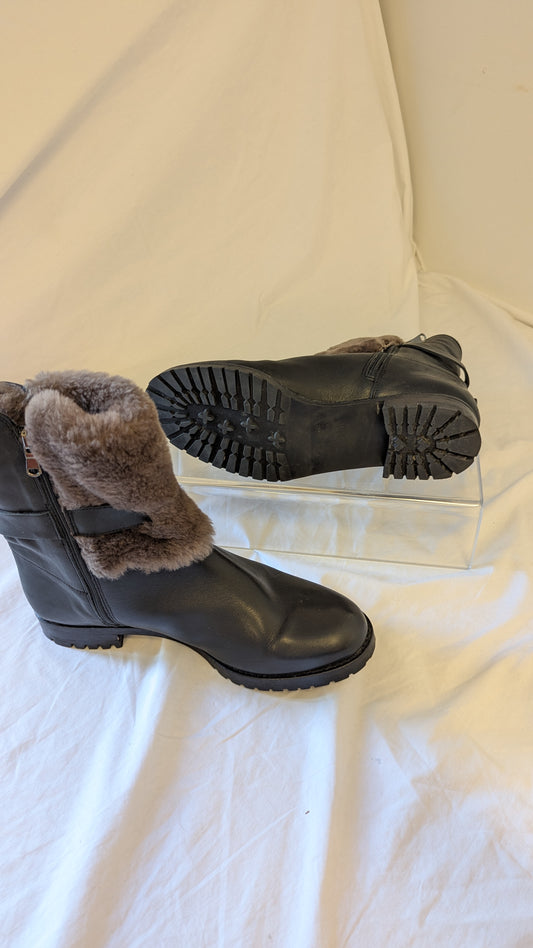 Fabianolli Black Ankle Boots with Faux Fur Lining and Buckle Detail