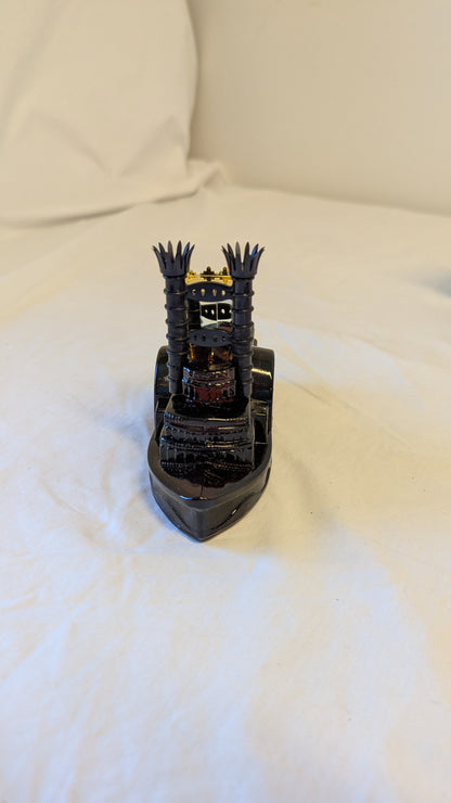 Avon Side Wheeler steamboat aftershave bottle
