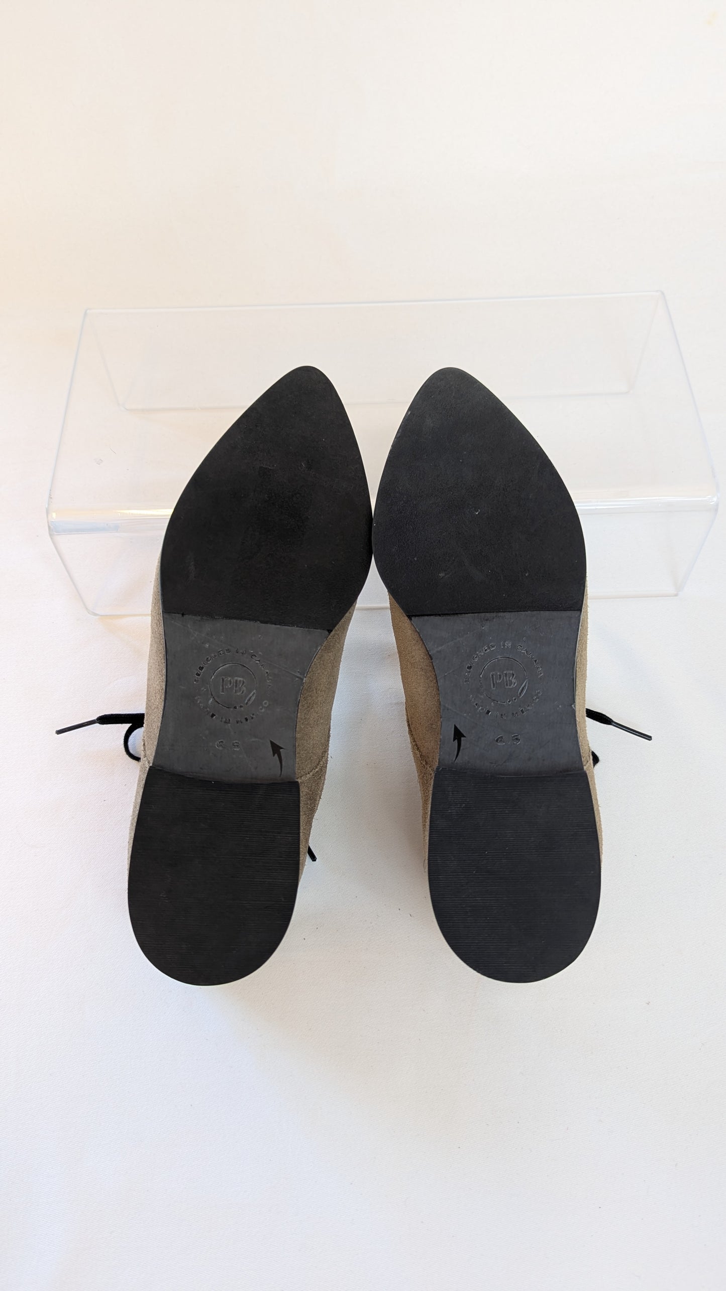Poppy Barley Pointed Toe Oxford size 6.5