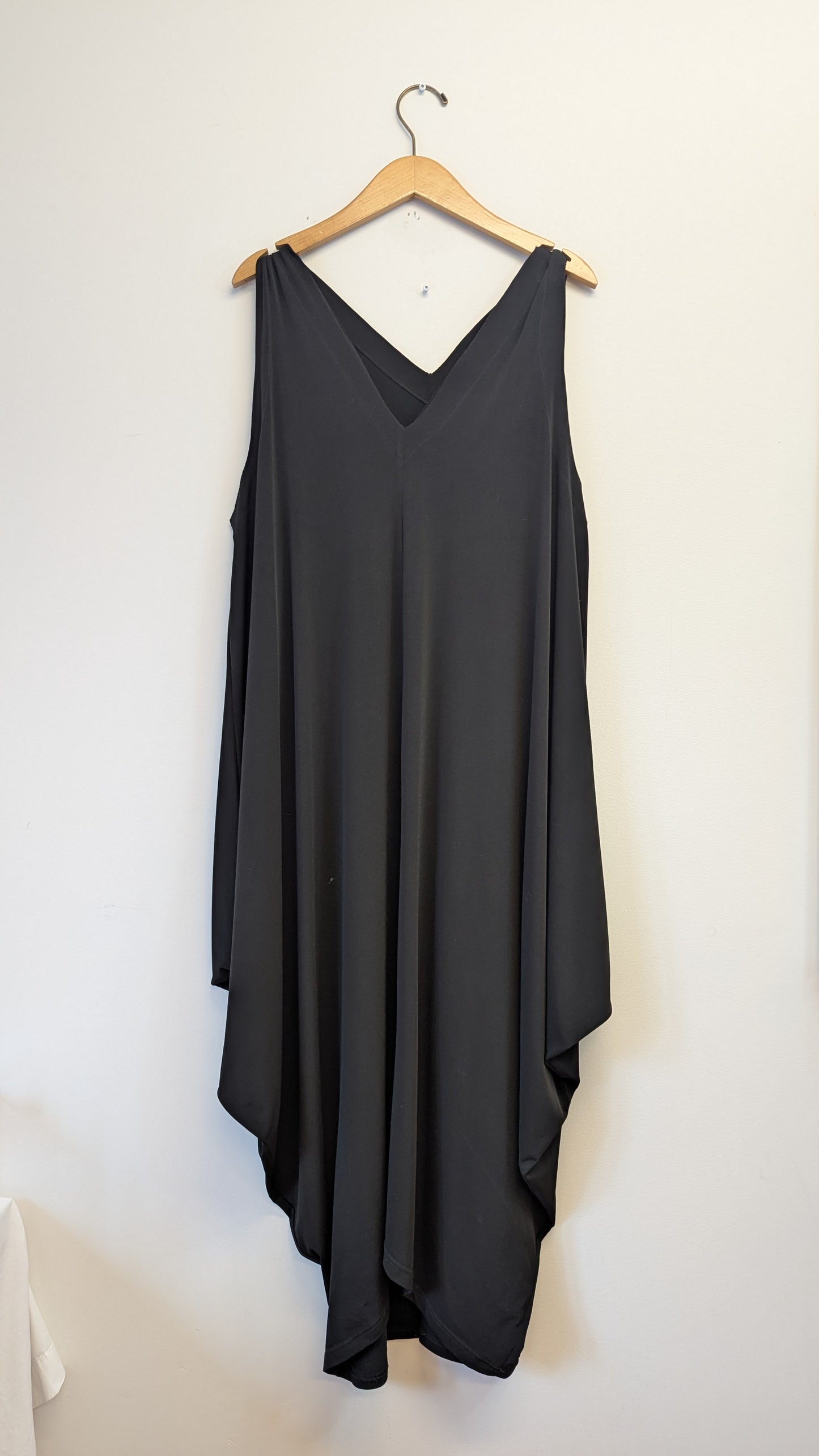 Planet by Lauren G Black Handkerchief Hem Sleeveless Dress