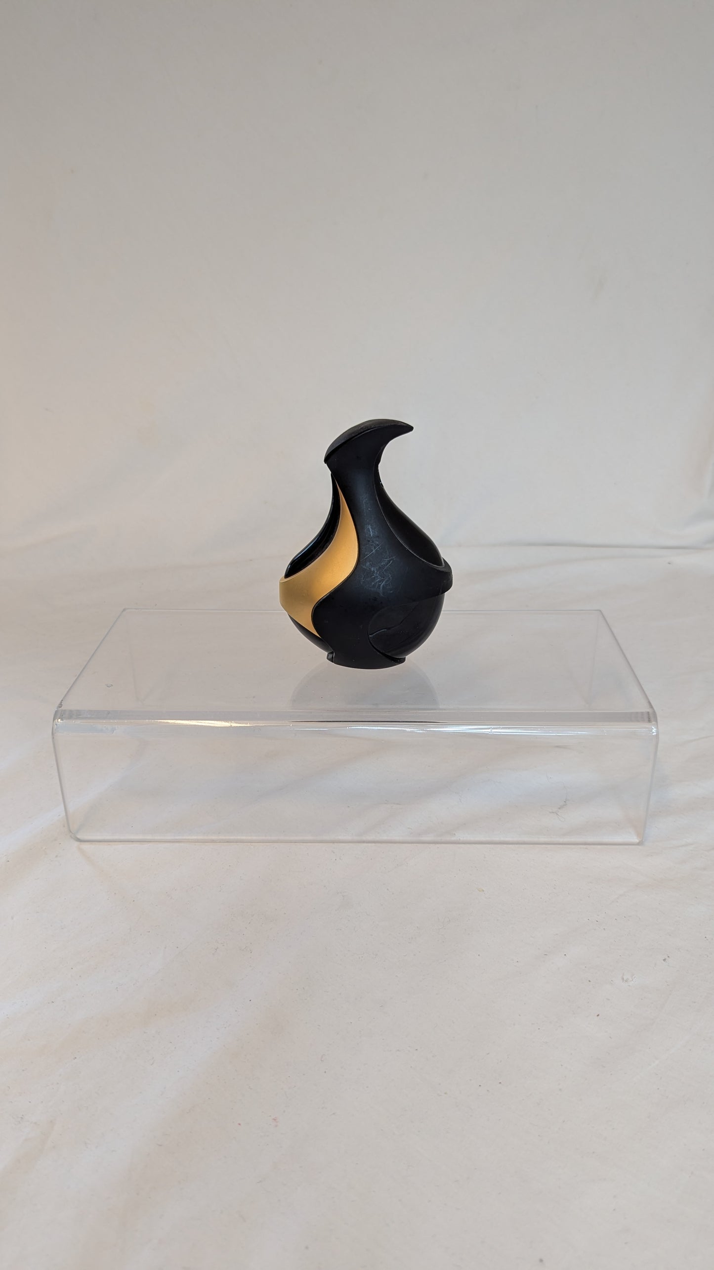 Vintage Donna Karan (1992) Eau de Parfum: Black Swan Bottle