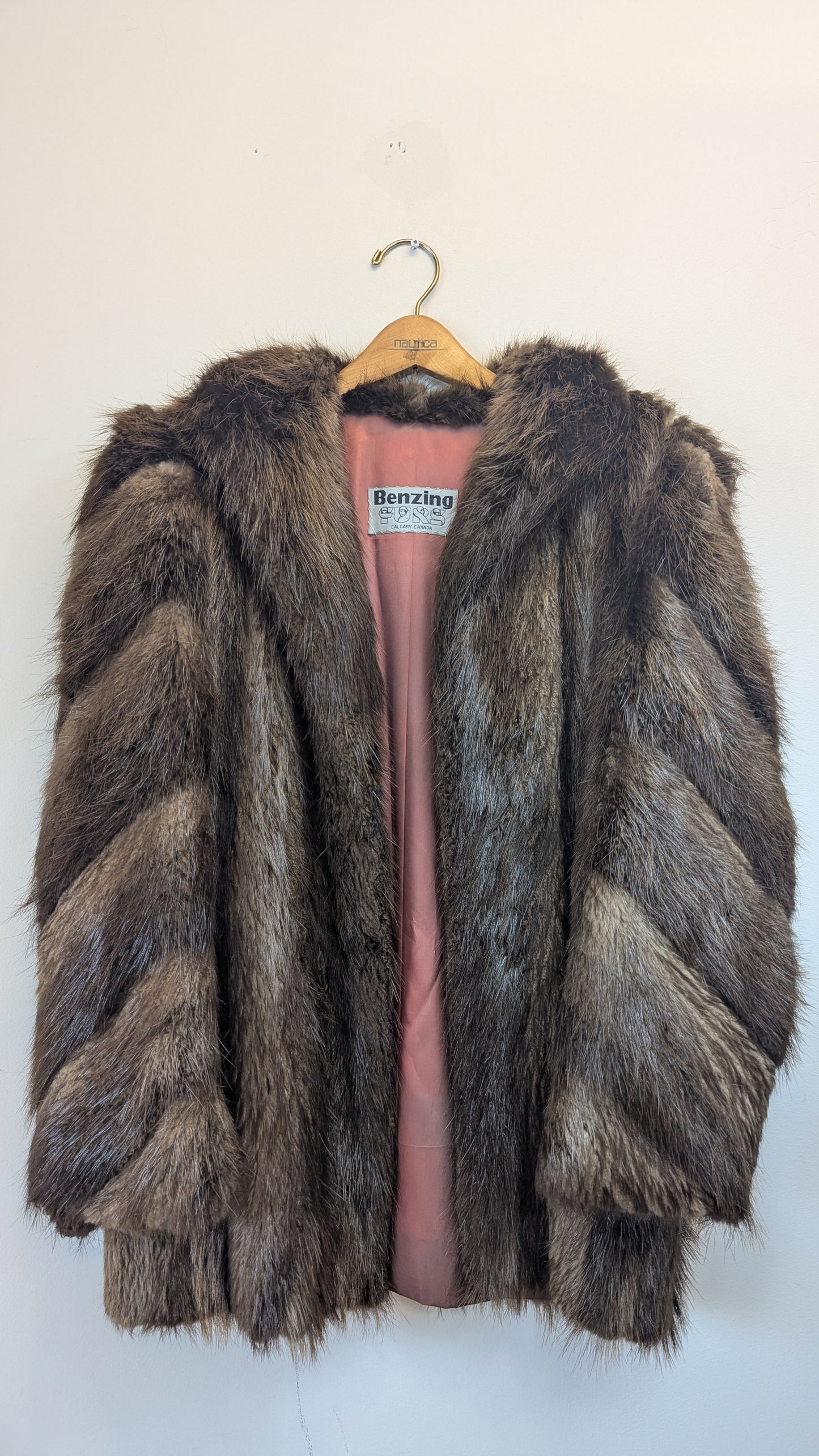 Benzing Furs Vintage Fur Coat around size L