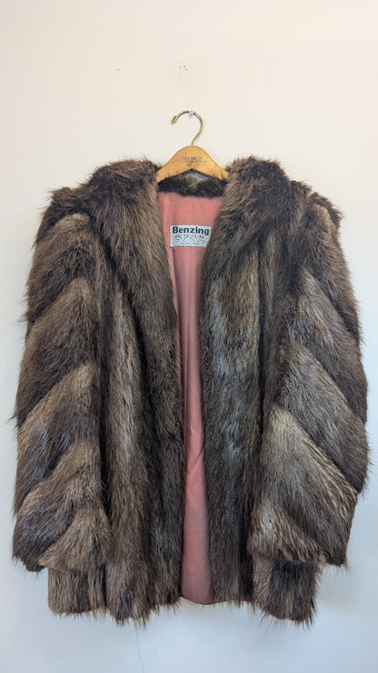 Benzing Furs Vintage Fur Coat around size L