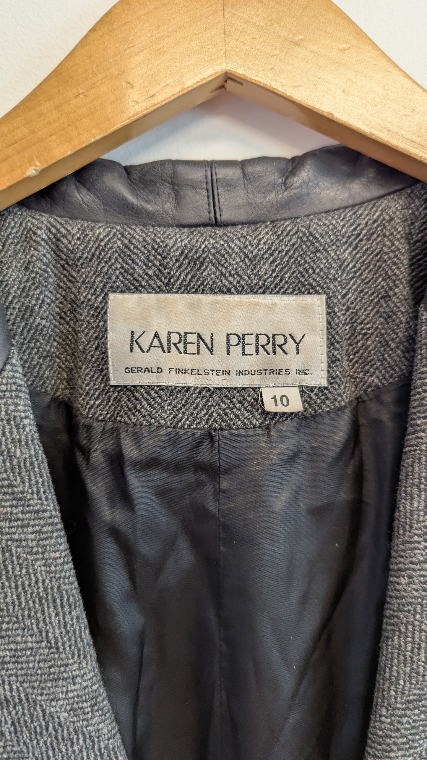 Karen Perry Herringbone Blazer with Leather Collar Sz 10